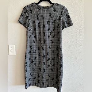 A1 - #29 Calvin Klein black white gray work shift dress size 4/ small